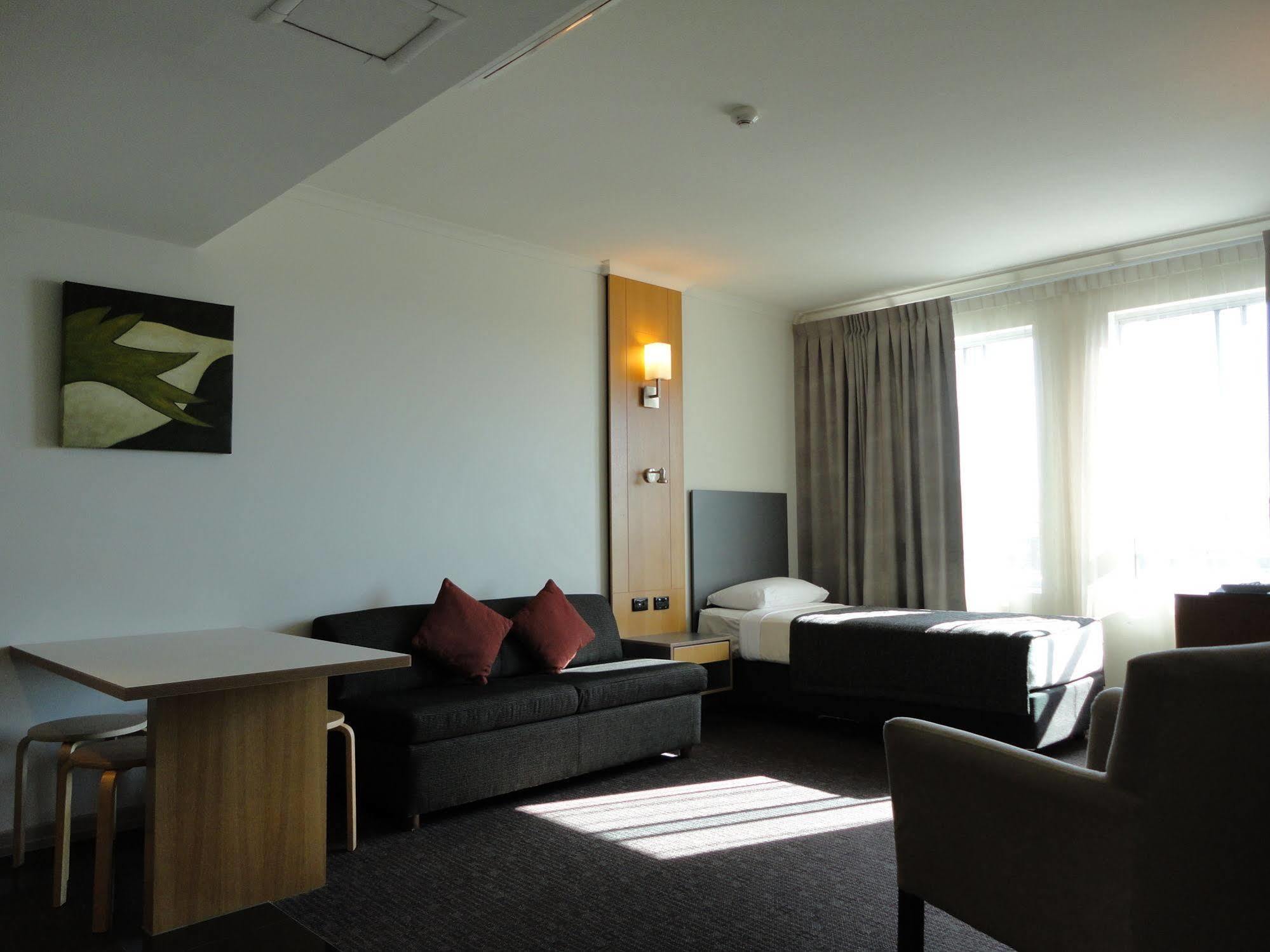 Metro Hotel Ipswich International Luaran gambar