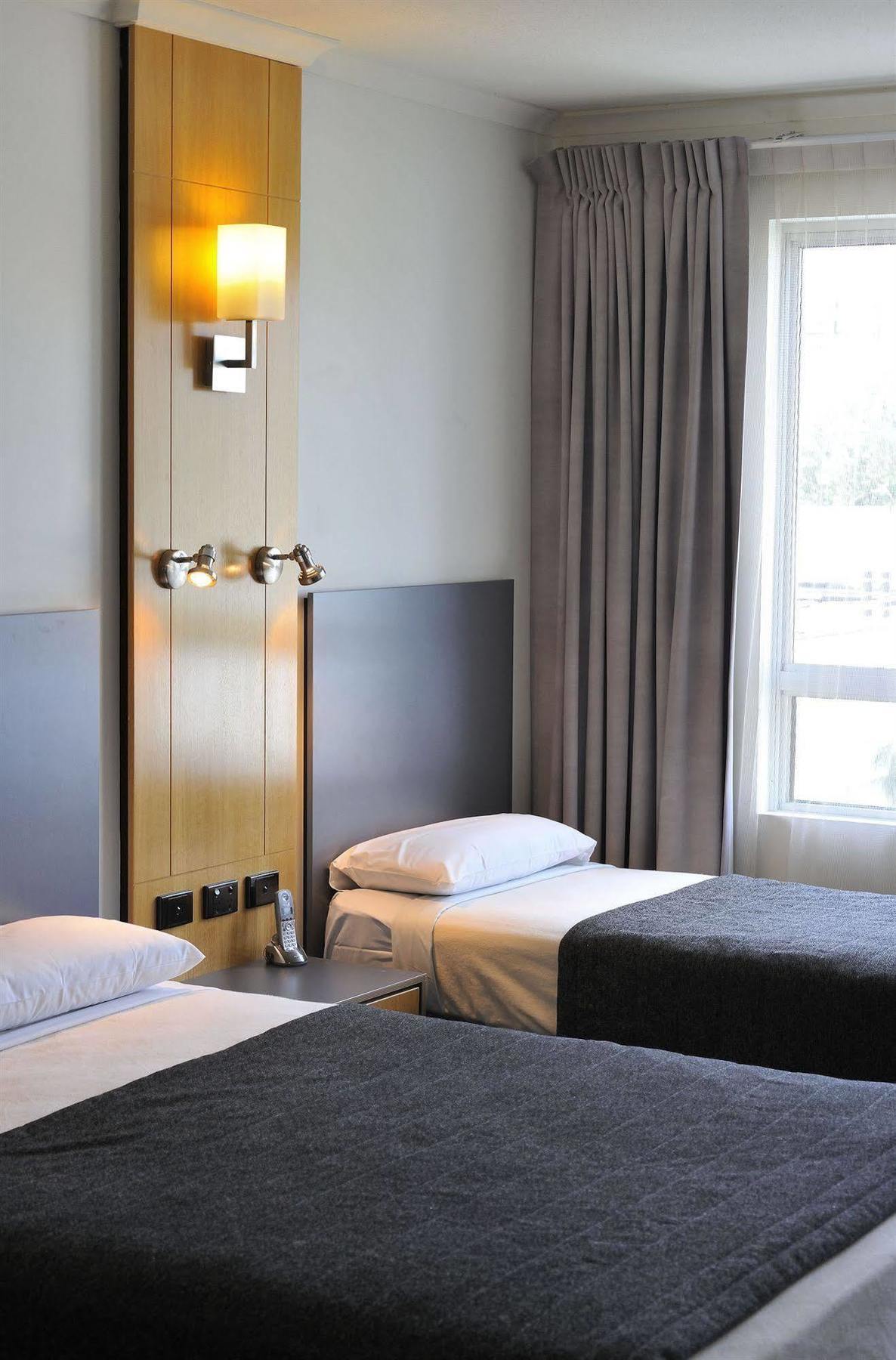 Metro Hotel Ipswich International Luaran gambar